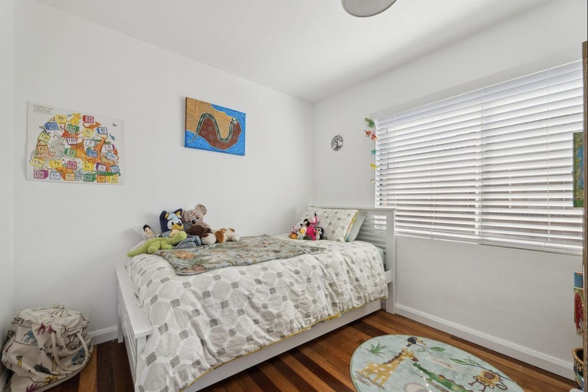 4 / 21 Awoonga Avenue, Burleigh Heads