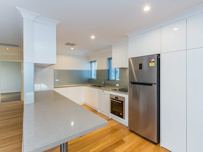 5 / 219 Mill Point Road, South Perth