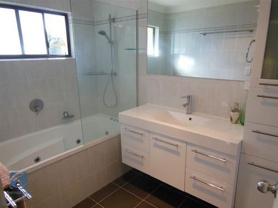 11 Severn Court, Rochedale South
