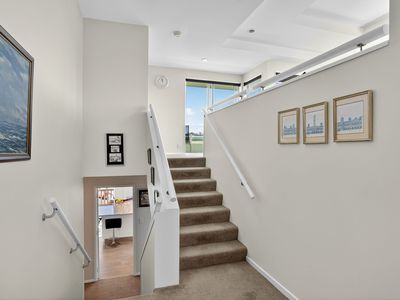 70 Beach Road, Castor Bay