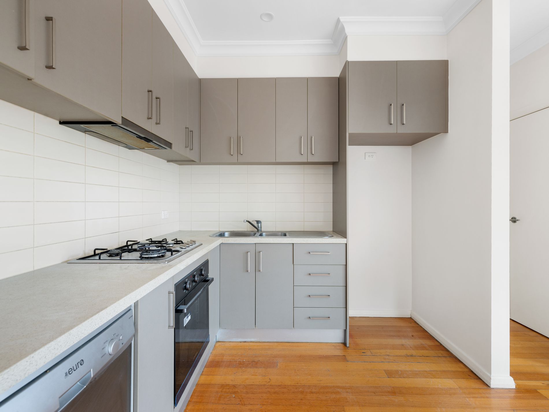 9 Hill Street, Sunshine