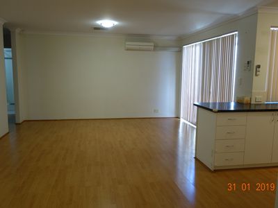 4a Hove Court, Nollamara