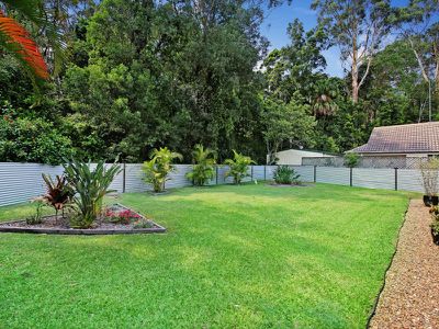 75 Lake Entrance Boulevard, Noosaville
