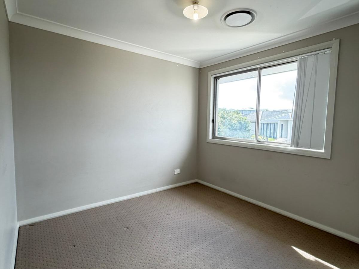 50 Lowndes Drive, Oran Park