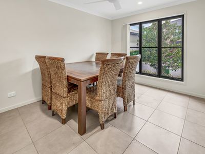 82 / 370 Gainsborough Drive, Pimpama