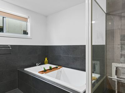 11 Salier Crescent, Mount Stuart