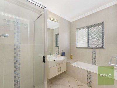 4 Kwila Crescent, Douglas