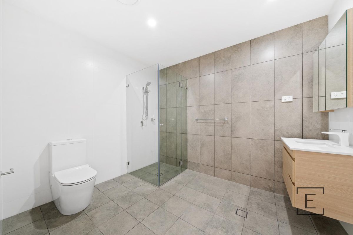 301 / 28 Courallie Avenue, Homebush West