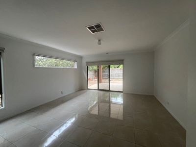 7 Caldwell Road, Williams Landing