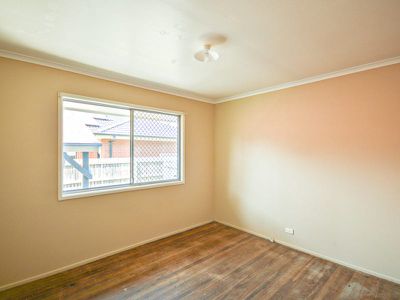 10 Coutts Street, Goodna