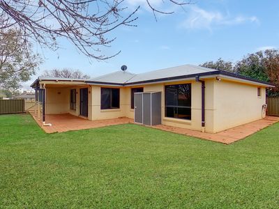 1 Ken Mcmullen Place, Dubbo