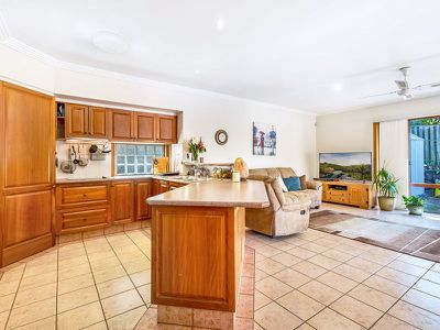 25 Santa Isobel Boulevard, Pacific Pines