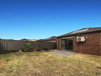 49 Duncombe Parkway, Deer Park