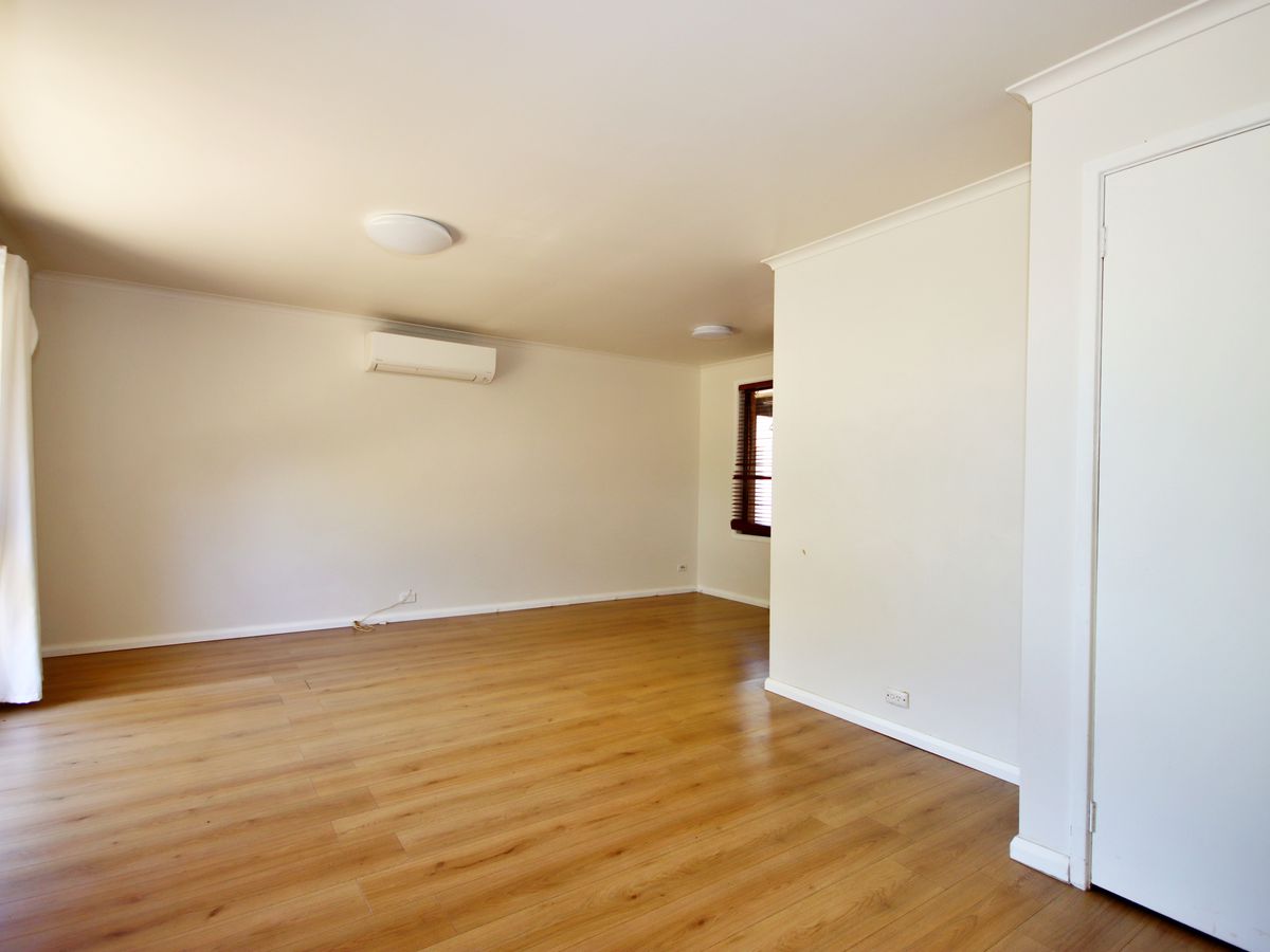 25 Clemenceau Crescent, Tanilba Bay, Tanilba Bay - Thumbnail 4