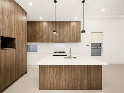 48a Robertson Street, Guildford