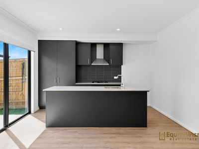 14 Attraction Way, Mambourin