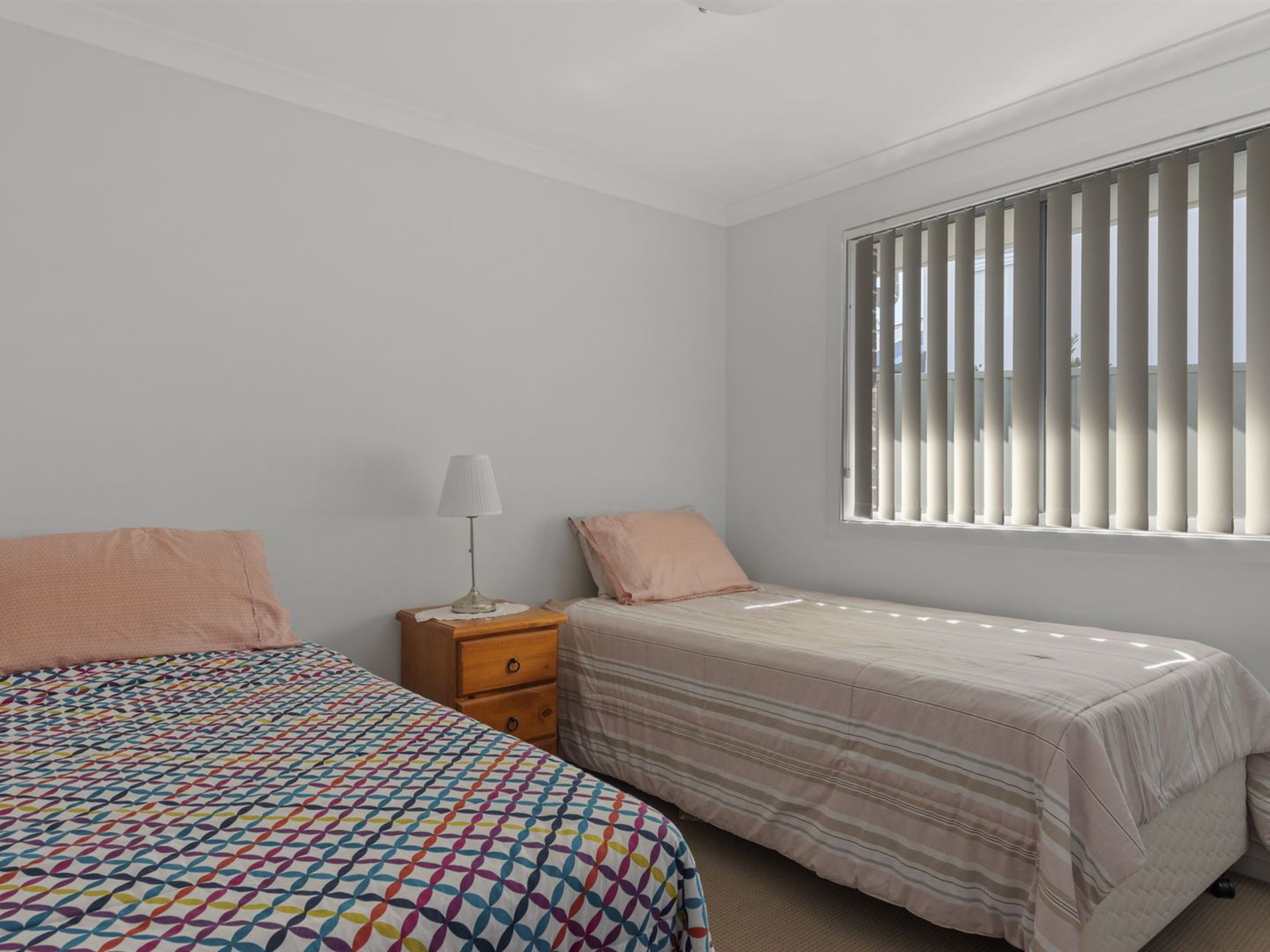 35 & 35a Gemini Way, Narrawallee