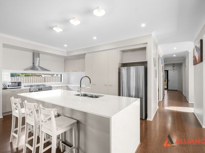 2 Riverine Street, Wollert