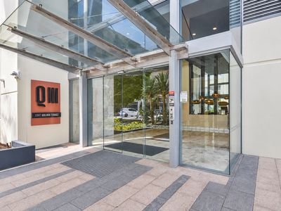 2004 / 8 Adelaide Terrace, Perth