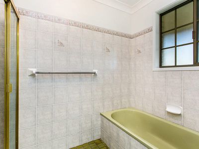 28 Narooma Drive, Ocean Shores