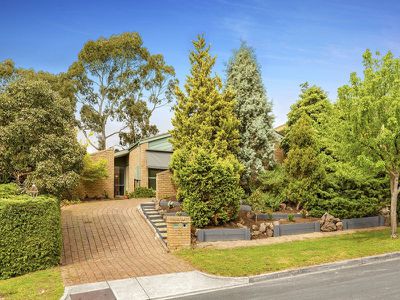 24 Buvelot Wynd, Doncaster East