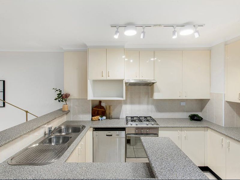 119 / 2-26 Wattle Crescent, Pyrmont