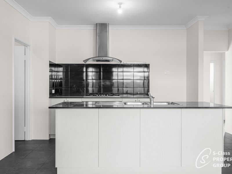 1 Albizia Grove, Byford