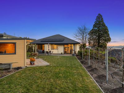 221 The Ridgeway, Stoke