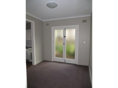 2 / 11 Bourke Street, North Wollongong