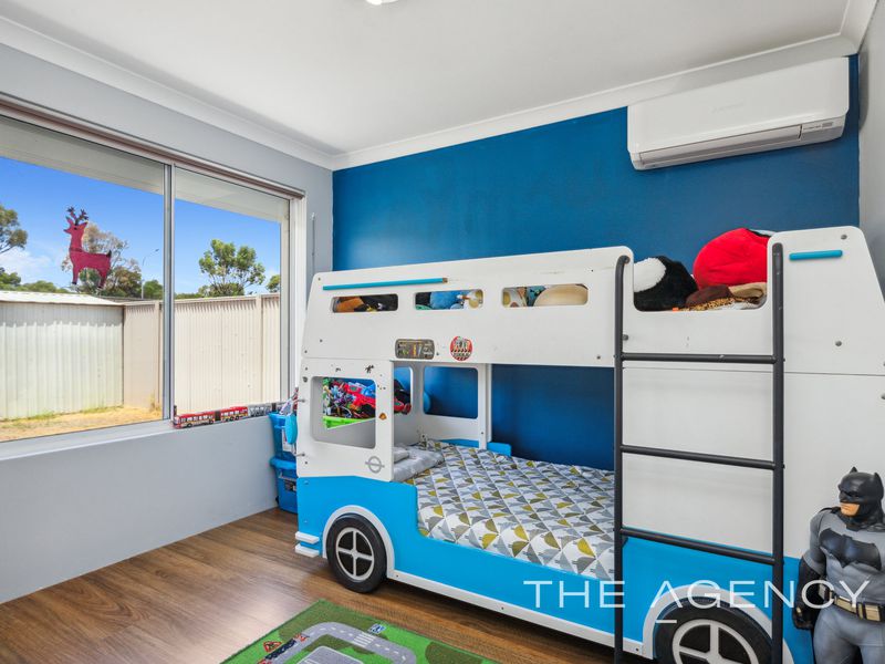 30 Hayeswater Circuit, Waikiki