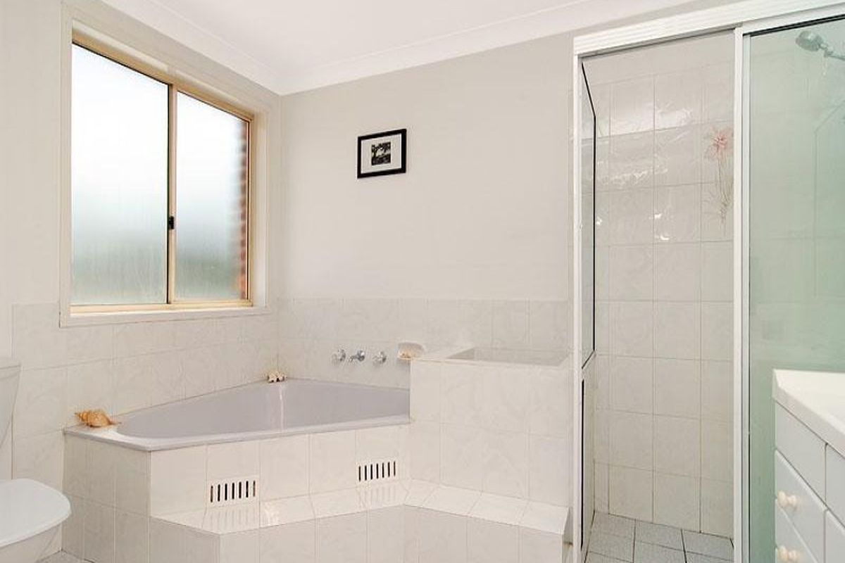 1 / 8 Norman Street, Punchbowl