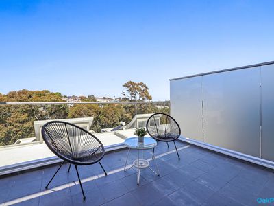 2 / 18 Austin Cres, Pascoe Vale