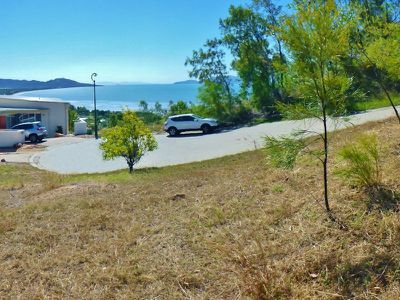 1 Seaview Court, Castle Hill
