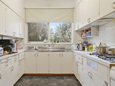 26 Alimar Road, Glen Waverley