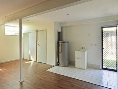 1 Emerson Ct, South Gladstone