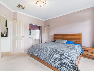 24 Gundaring Turn, Canning Vale