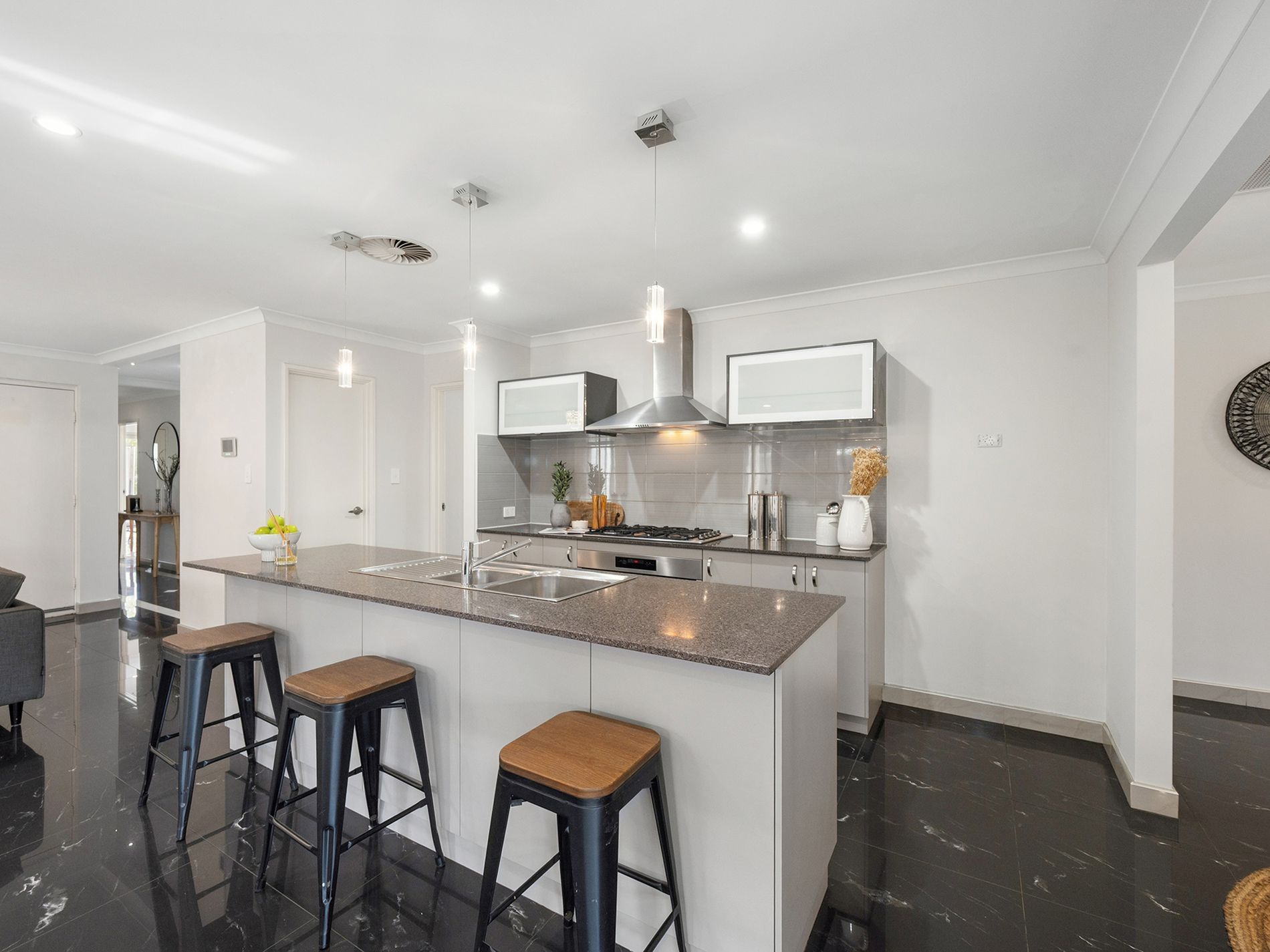 19 Wimbledon Drive, Piara Waters