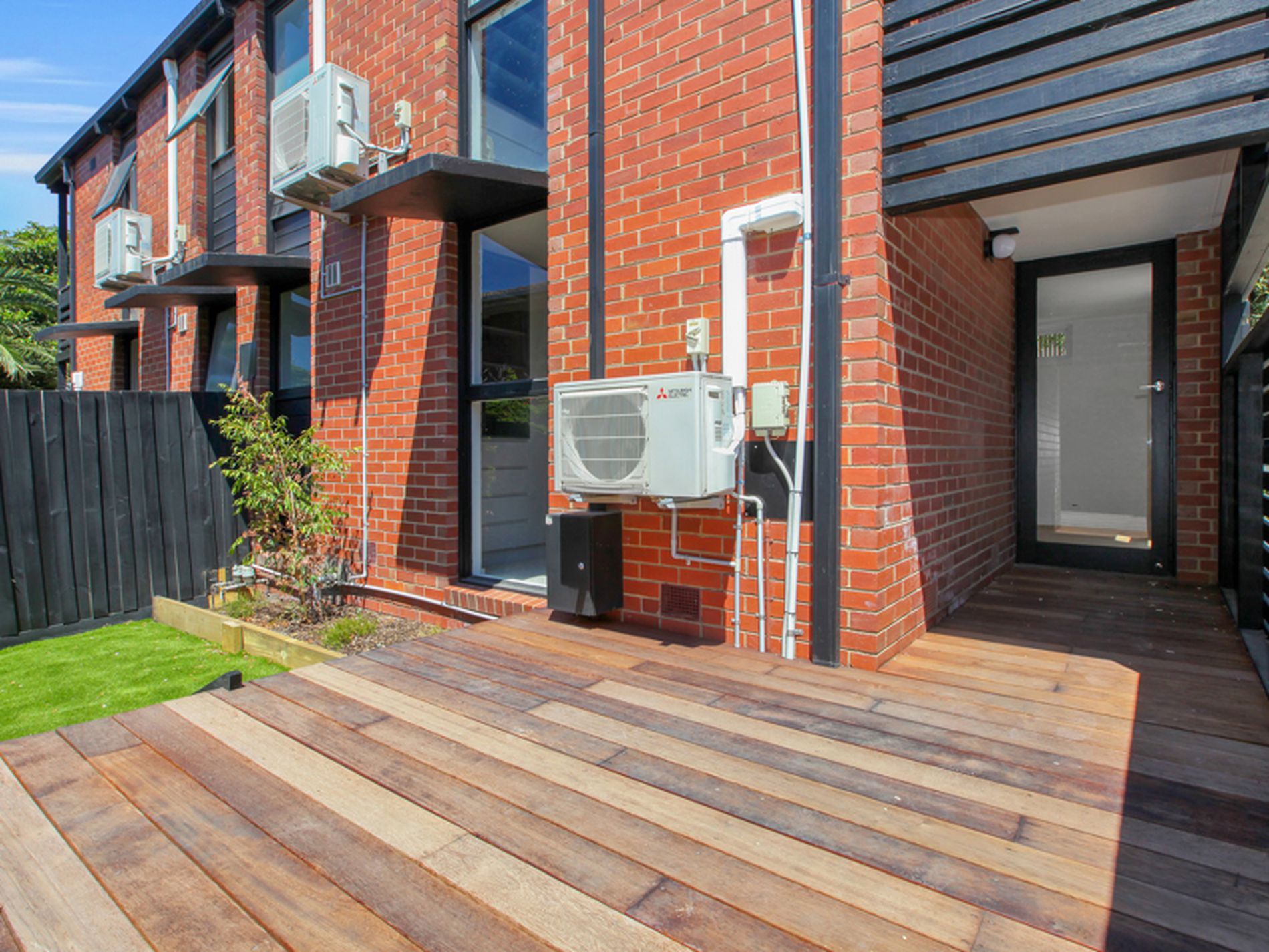 1 / 277 Nicholson Street, Seddon