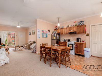 2 / 84 Lambert Street, Bathurst