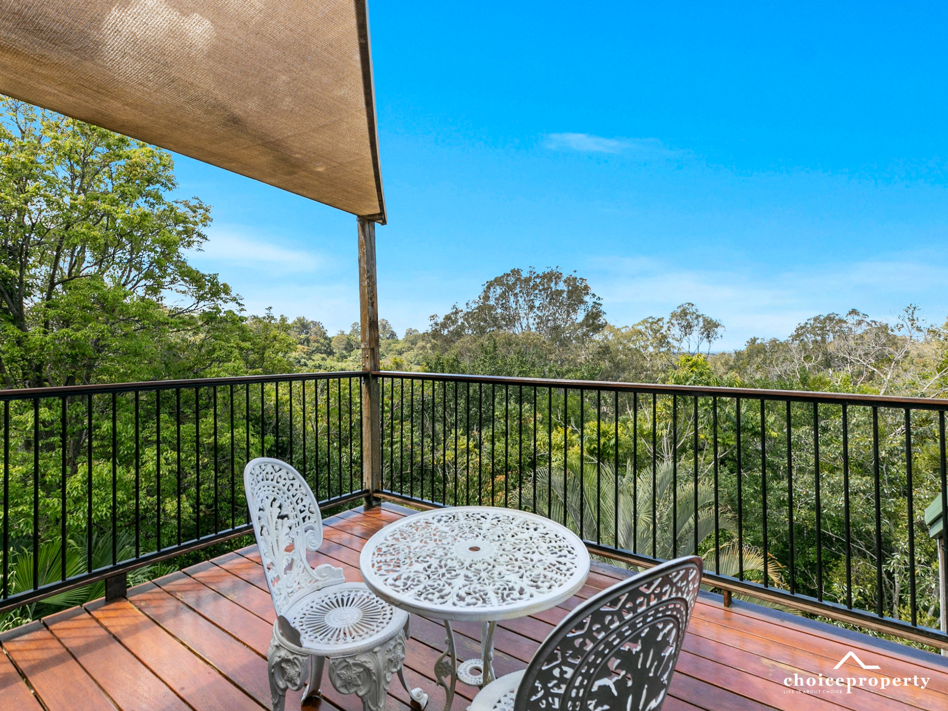 16 Bartle Frere Court, Doonan