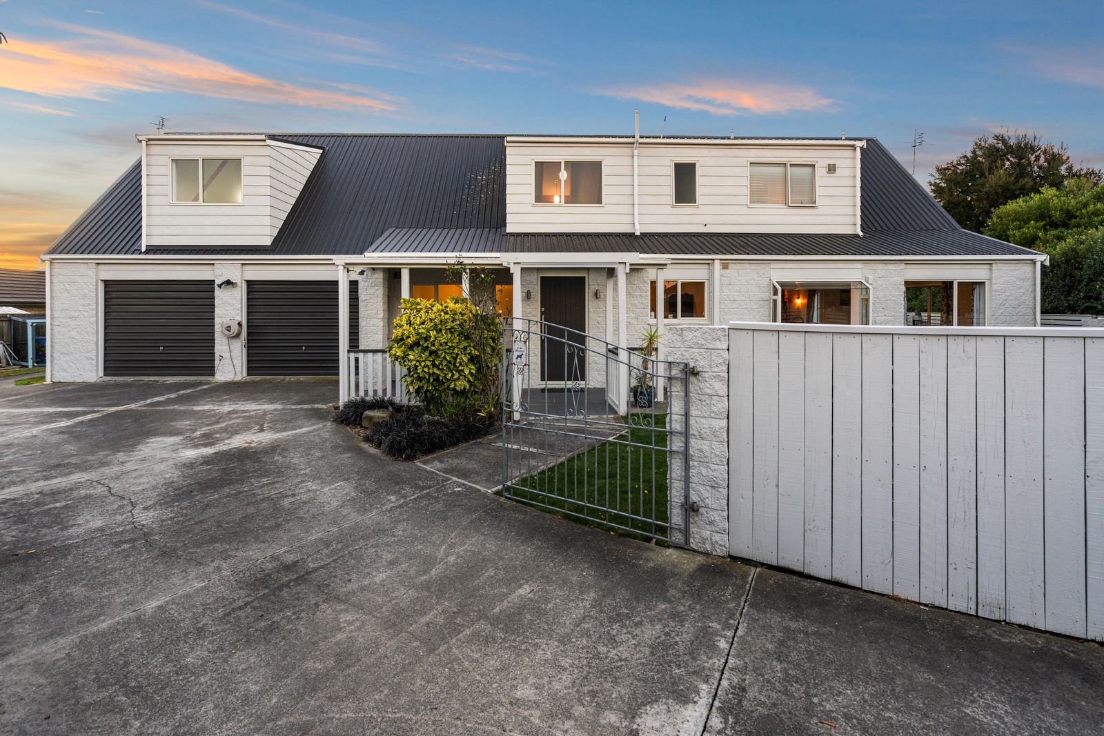 14 Van Dieman Close