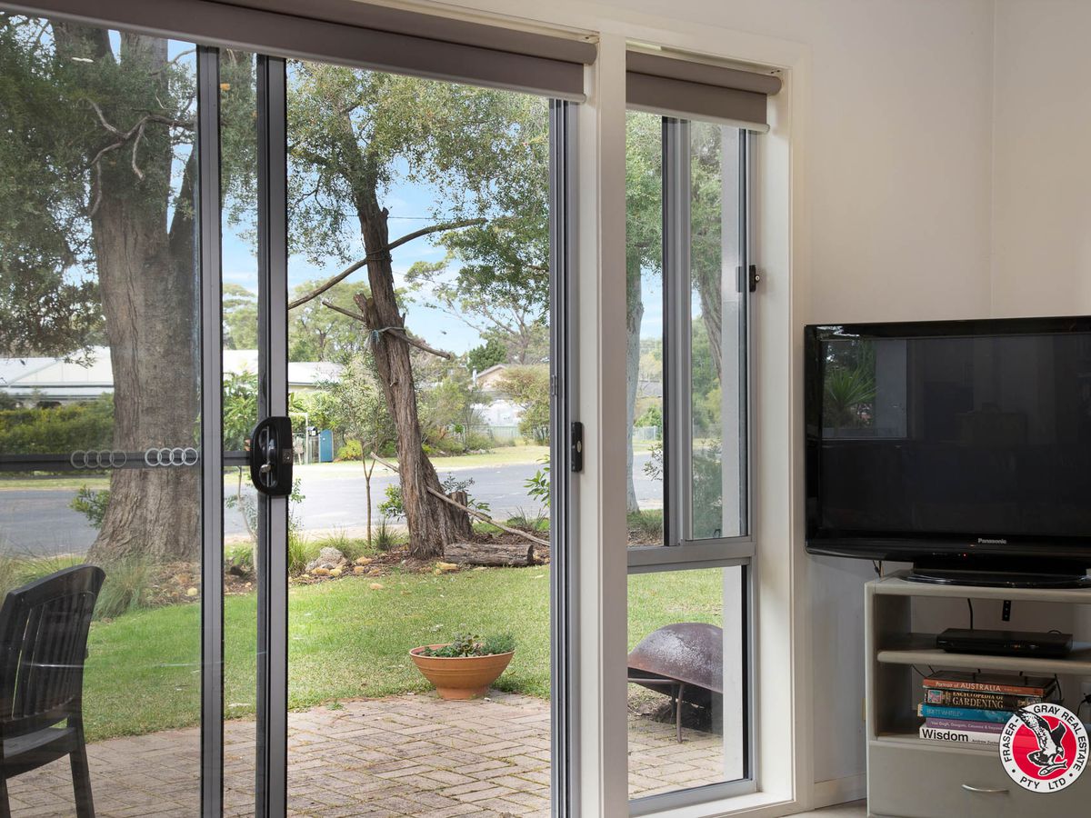 8 Angle Street, Broulee FraserGray Real Estate