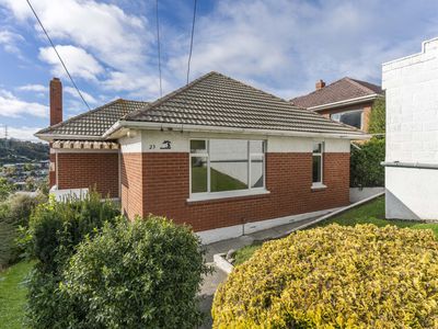 23 Riselaw Road, Calton Hill