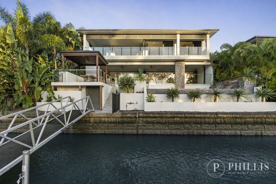2515 Cressbrook Drive , Hope Island