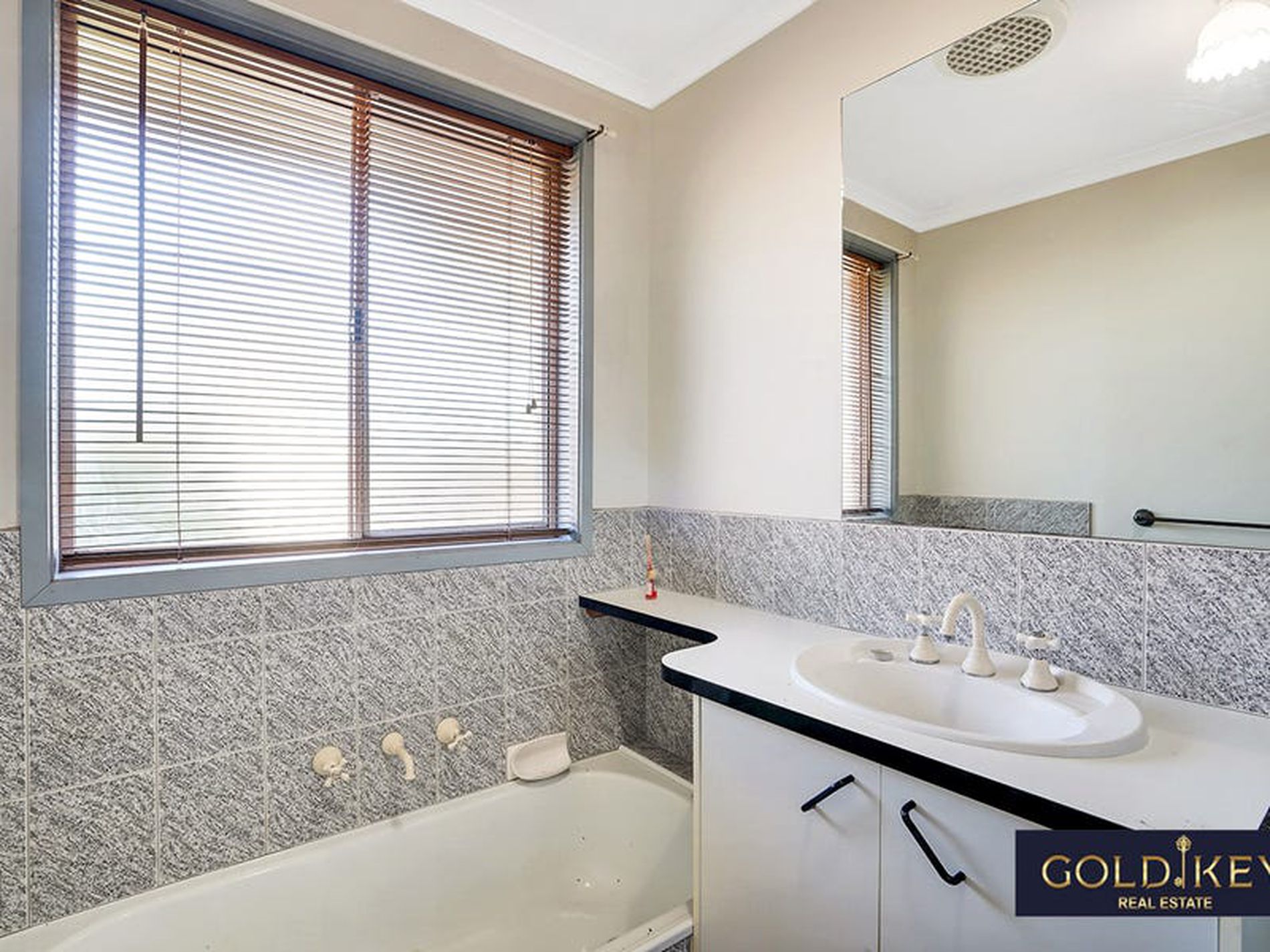 9 Callistemon Drive, Hoppers Crossing