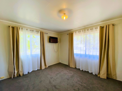 32 Beresford Crescent, Dysart