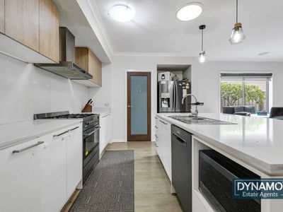 482 Brookfield Boulevard, Mickleham