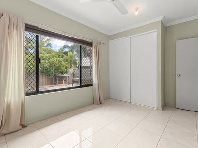 18 Honeyeater Loop, Djugun