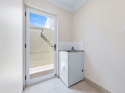 6a and 6b Leichardt Place, Cannonvale