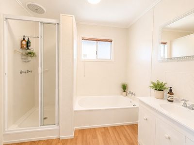 4 Armstrong Crescent, Dysart